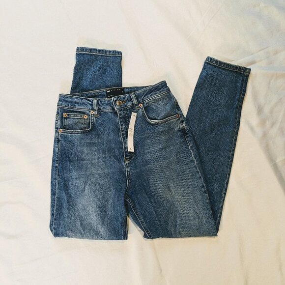 Asos Design High Waisted Distressed Jeans Women's Size 26 - Picture 1 of 5